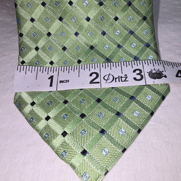 U.S. POLO ASSN. 100% SILK APPLE GREEN MENS TIE DIAMOND DESIGN EUC - Picture 6 of 6